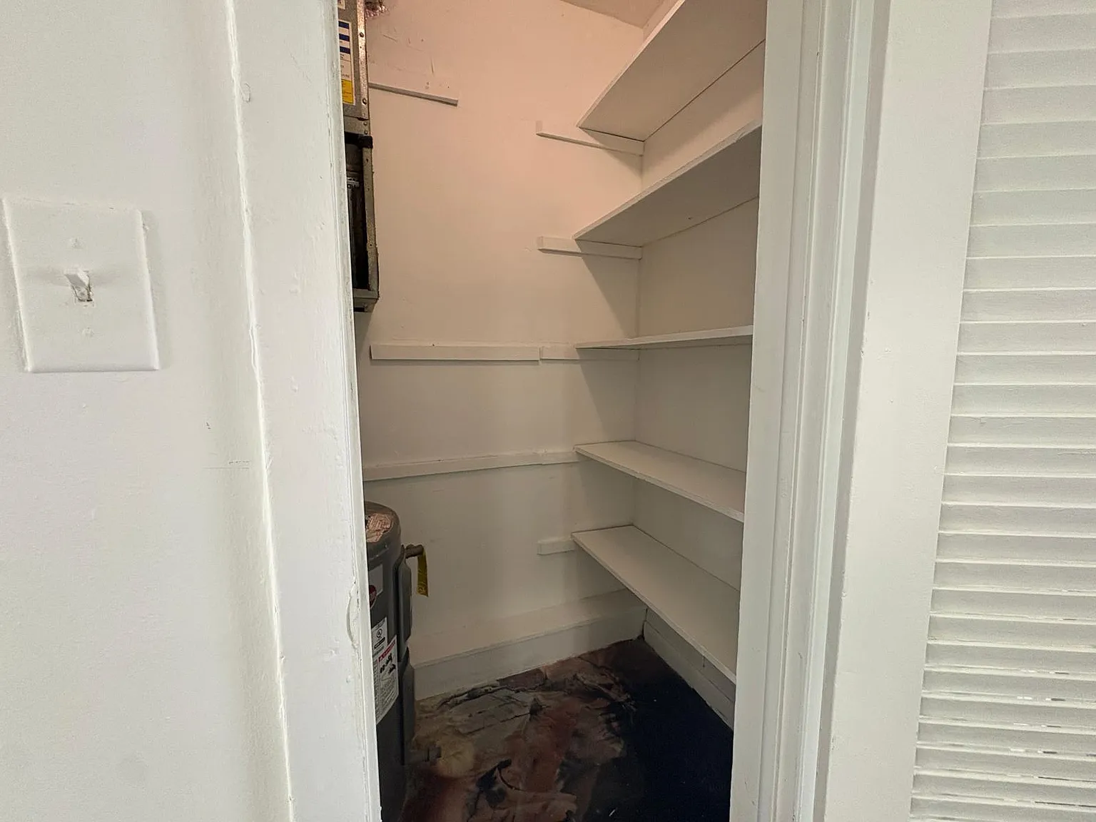 1 bed, 1.0 bath, 700 sqft, $1,700 — Photo 3