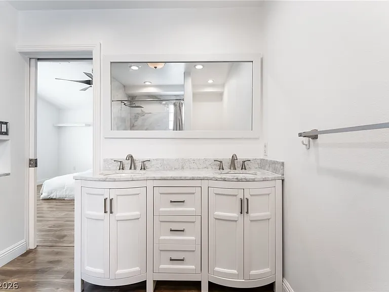 7425 Copper Crown Ct — Photo 31