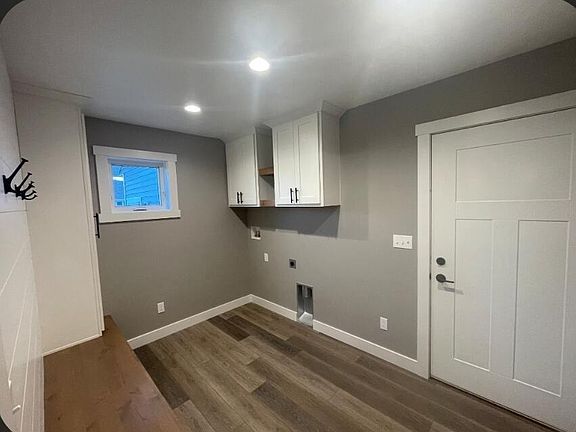 5th image of 3422 Horton STREET