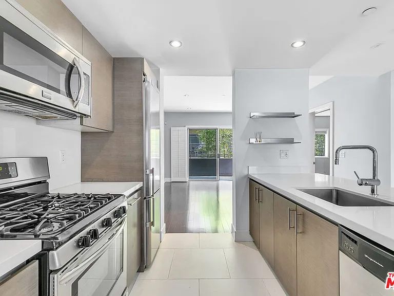 1730 Sawtelle Blvd #208 — Photo 1