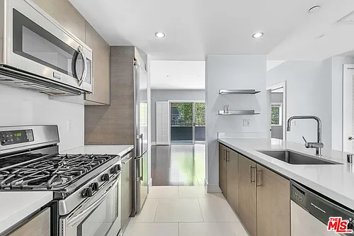 1730 Sawtelle Blvd #208 Photo 1