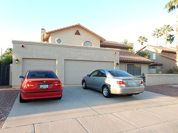 2nd image of 2978 W Comstock Dr