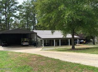 39 W Bayshore Dr, Many, LA 71449