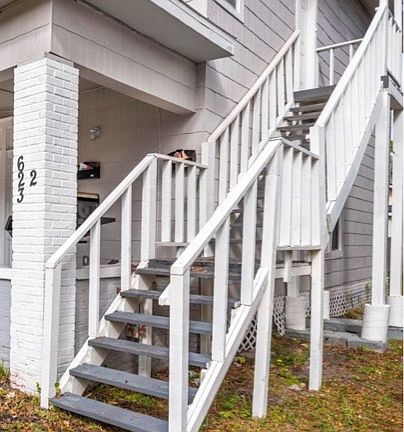 2nd image of 623 Linwood Ave #2