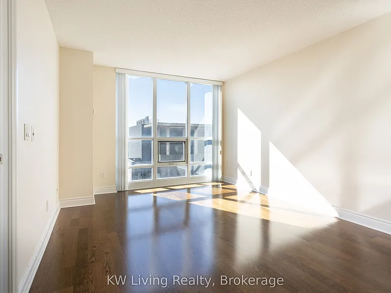 763 Bay St #4009 — Photo 6