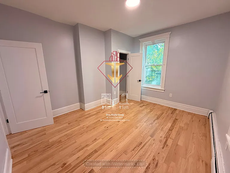 81 Bostwick Ave #2A — Photo 2