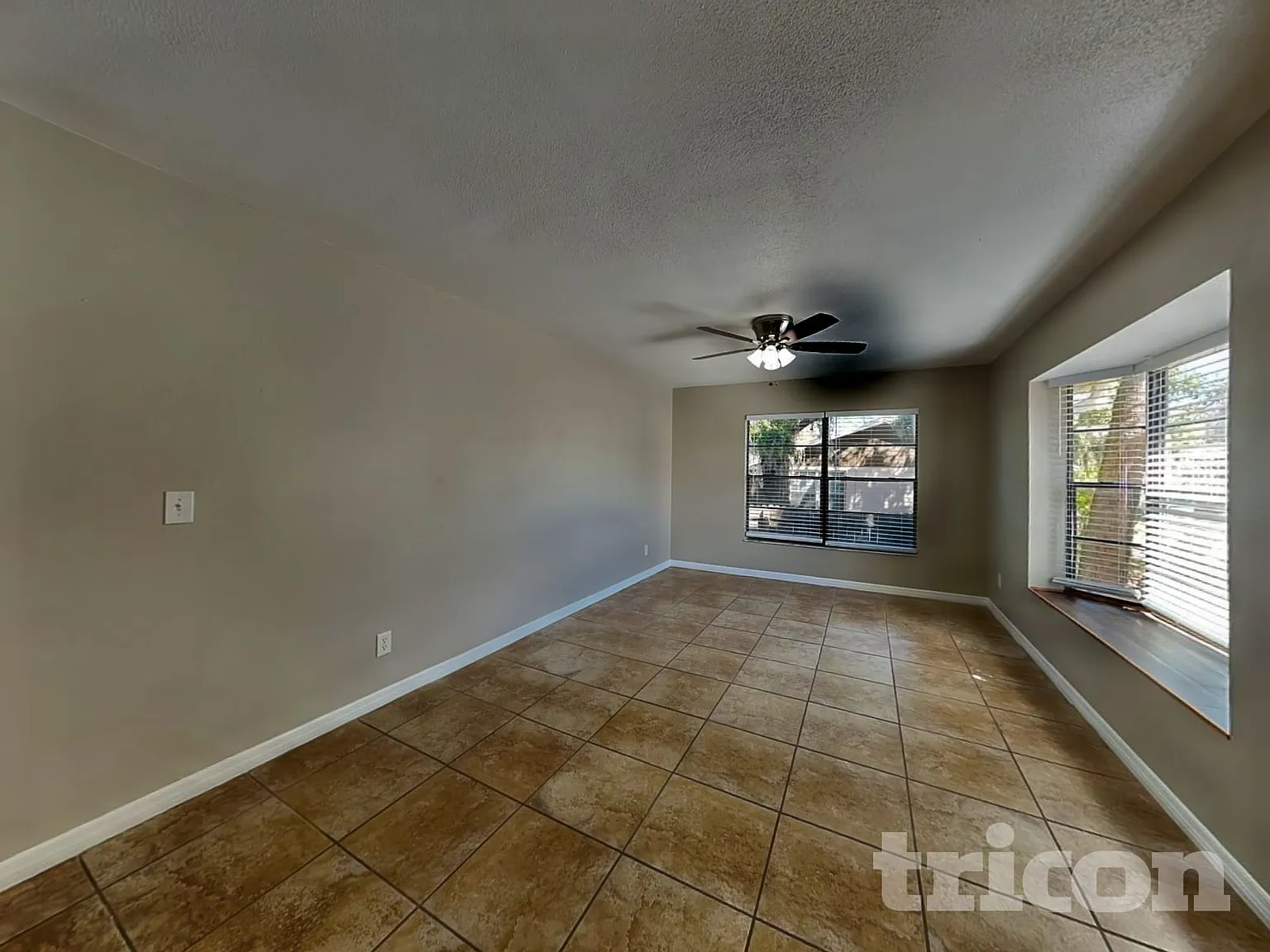 7605 S Swoope St Tampa FL — Photo 2