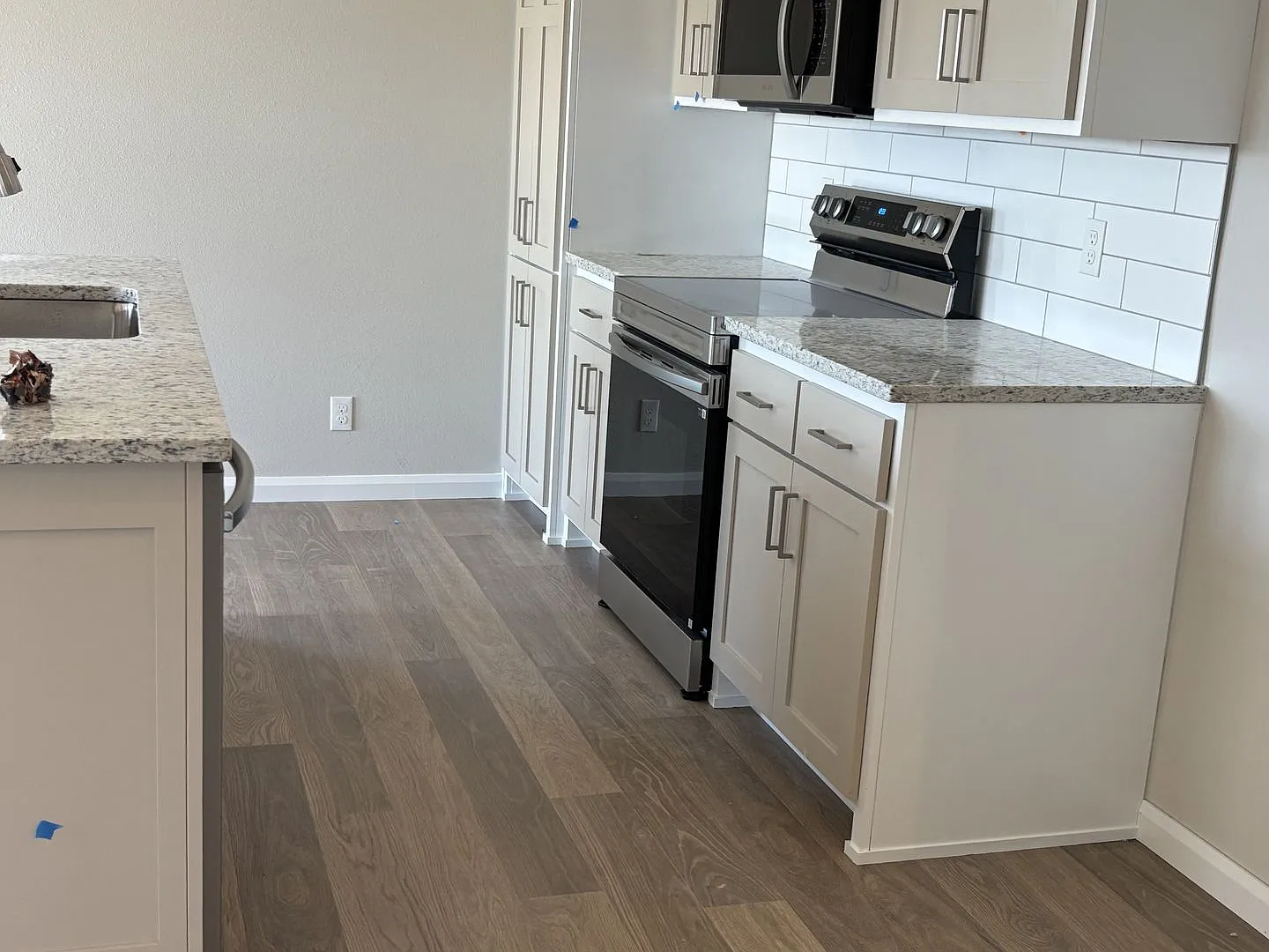 Nearly New Duplex! — Photo 4