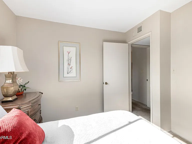 5525 E Thomas Rd #H7 — Photo 17