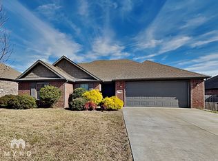 440 Timber Ridge St, Centerton, AR 72719