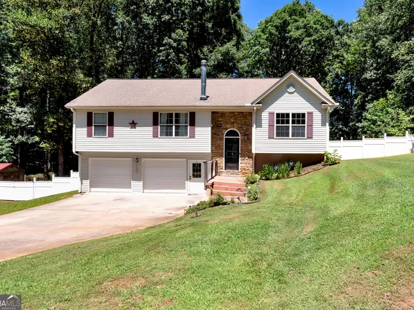 160 Shadow Walk Dr, Mount Airy, GA 30563