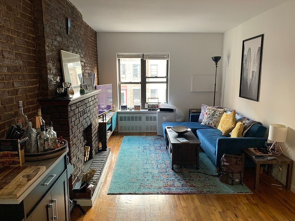 1st image of 141 W 74th St APT 4B