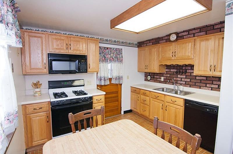 408 Sandy Dr, Glenshaw, PA 15116 Zillow