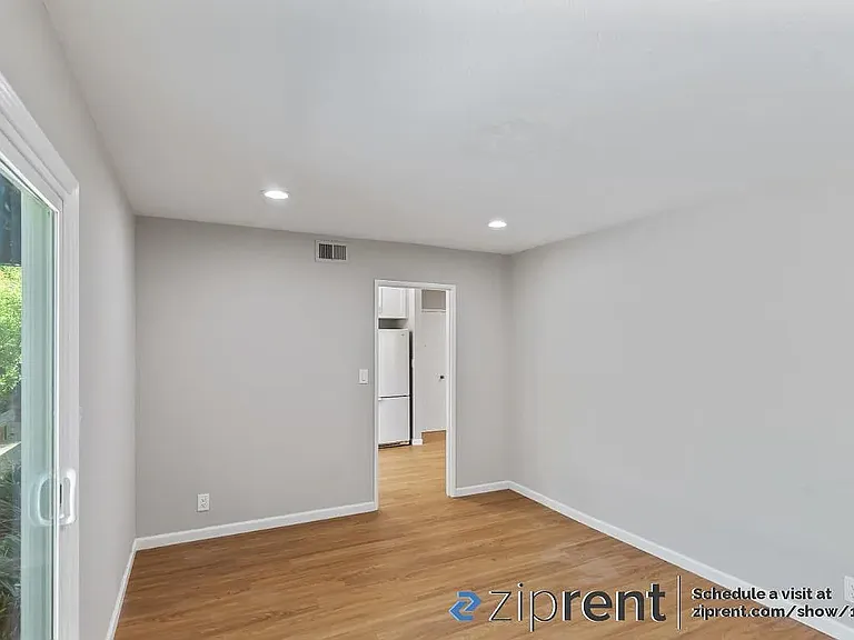 4559 Piper Dr — Photo 18