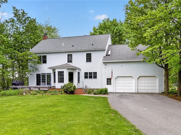 2 Lagrand Ct, Ithaca, NY 14850