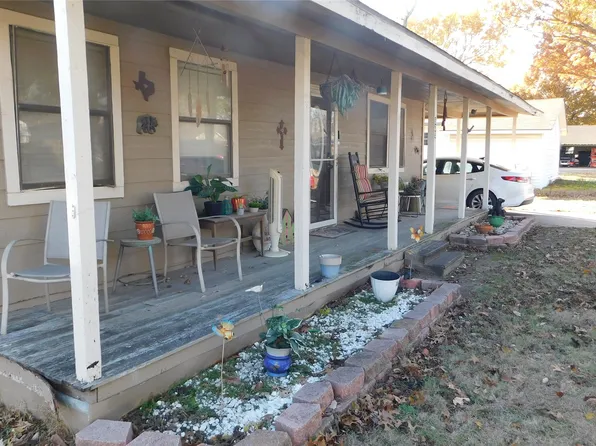 605 E Hunt St, Leonard, TX 75452