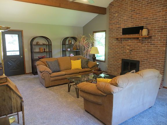4th image of 6300 Mesaverde Dr
