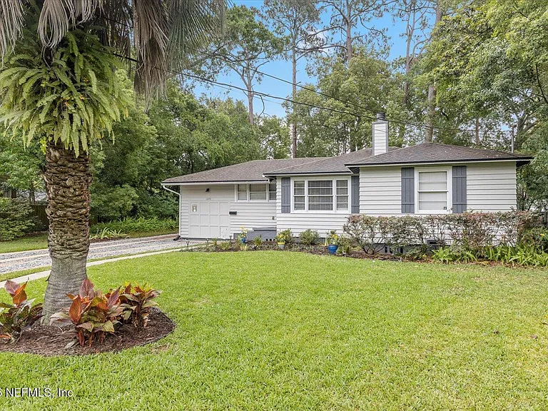1273 Lechlade Cir — Photo 4