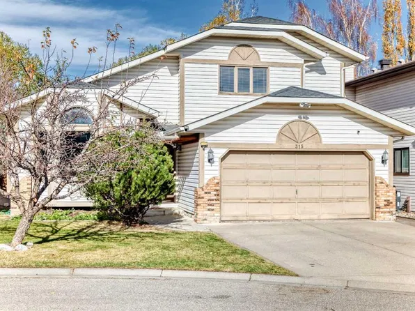315 N Wood Valley Bay SW, Calgary, AB T2W 5Y5
