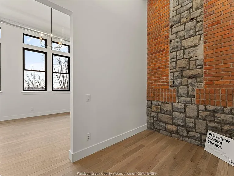 247 Brock St #303 — Photo 21