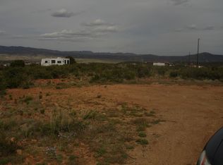 10214 E Powerline Rd, Dewey, AZ 86327