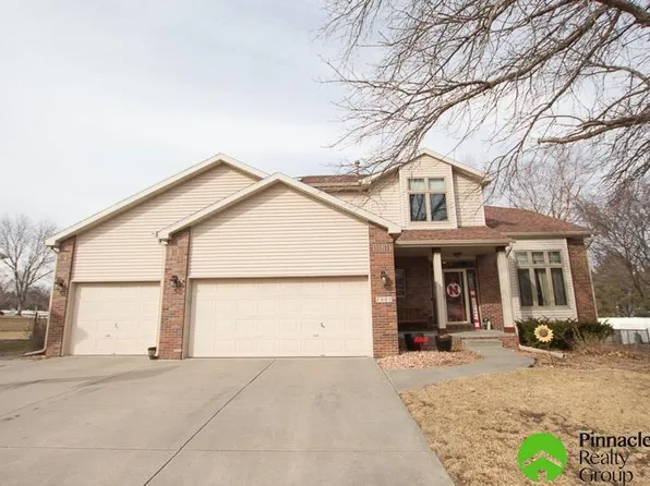 7005 Woody Creek Cir, Lincoln, NE 68516
