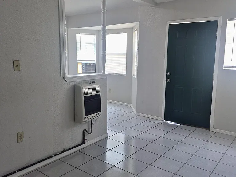 3915 Mobile Ave #3 — Photo 6