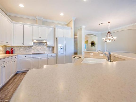 2nd image of 3939 Jasmine Lake Cir