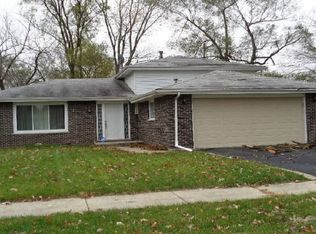 15621 Calumet Dr, South Holland, IL 60473