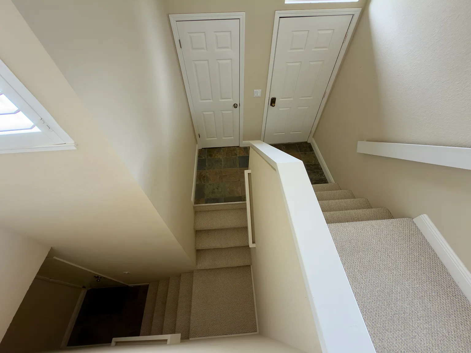 Graystone Ln, Daly City — Photo 2