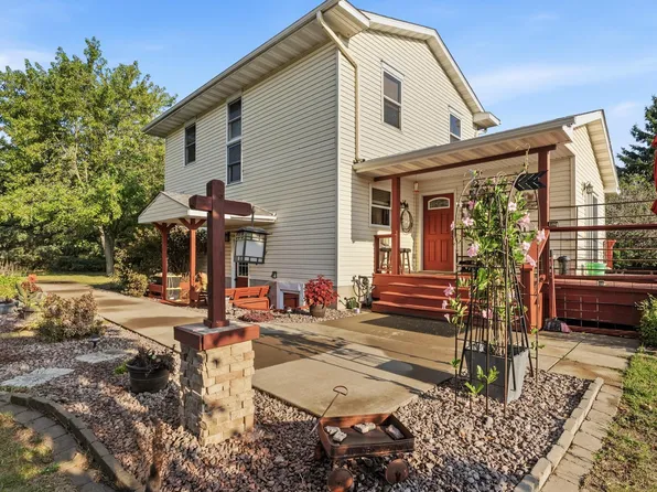 25921 Jivaro St NW, Isanti, MN 55040
