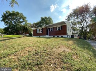 16 W Bellamy Dr, New Castle, DE 19720