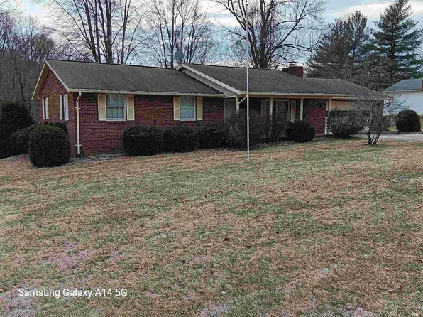 1516 E Campbell Heights Rd, Winslow, IN 47598