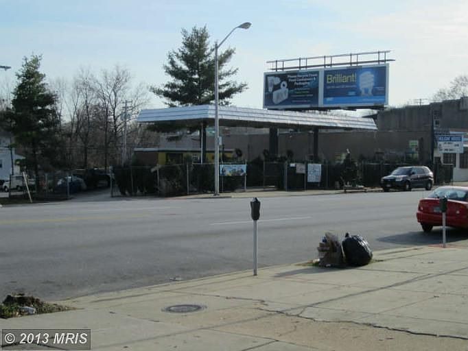 2nd image of 6437 Harford Rd