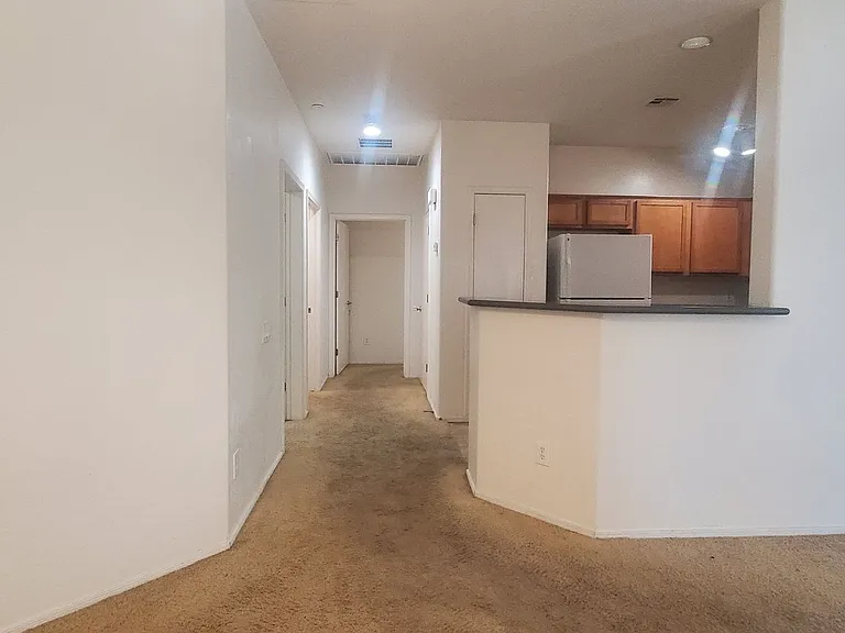 6868 Sky Pointe Dr #2008 — Photo 27