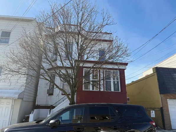 413 51st Street image 1 of 5