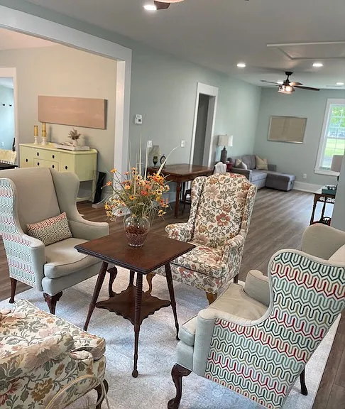 4272 Belcher St — Photo 3