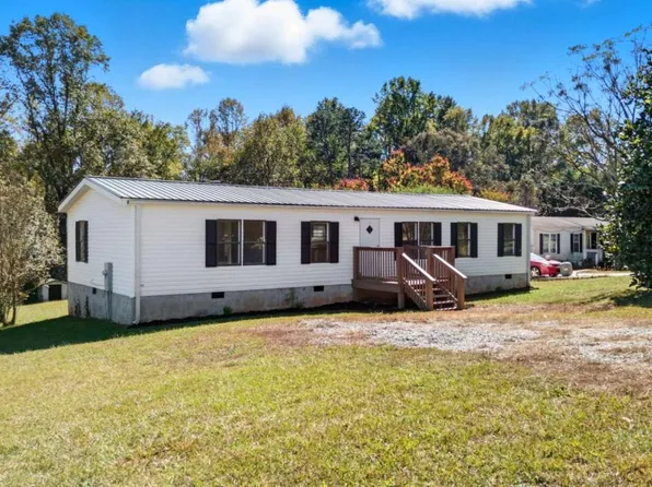 176 Westmoreland Meadows Dr, Cleveland, GA 30528