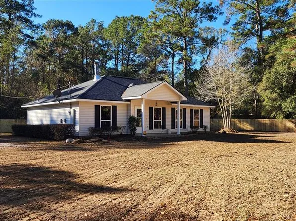 28164 Van Dr, Ponchatoula, LA 70454