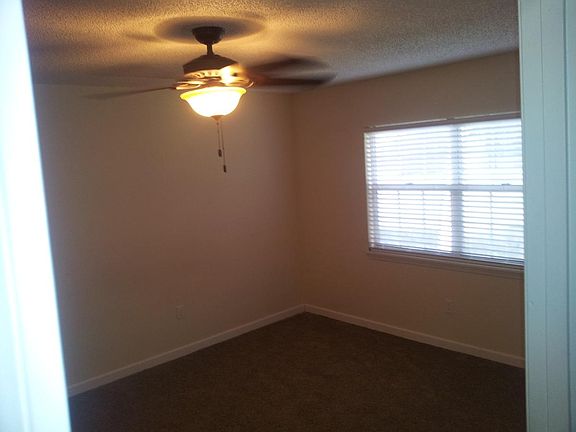 Master bed (new flooring)
