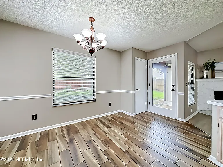 341 Hickory Hollow Dr N — Photo 12