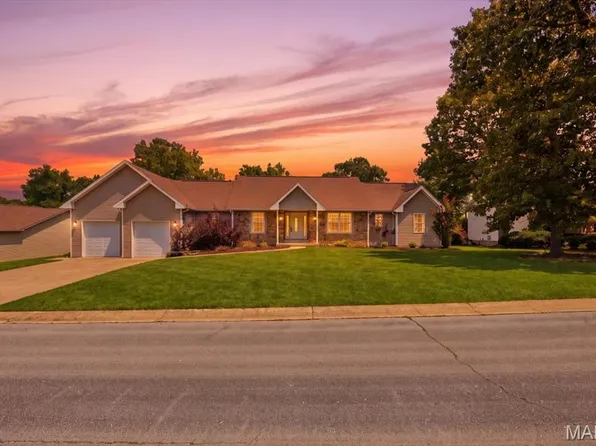 109 Summit Pass, Waynesville, MO 65583