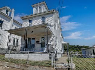 947 W Chestnut St, Coal Township, PA 17866