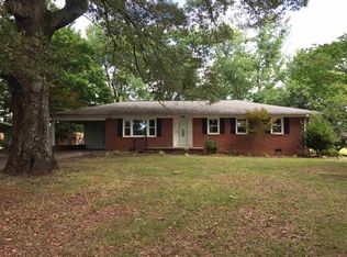136 Toms Lake Rd, Forest City, NC 28043