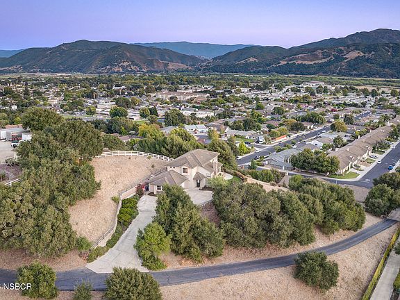 4th image of 421 Via Corona Dr