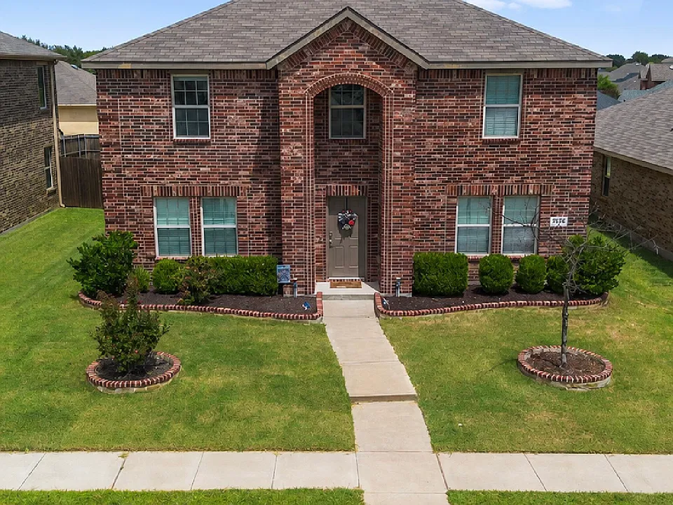 2508 Glen Hollow Dr