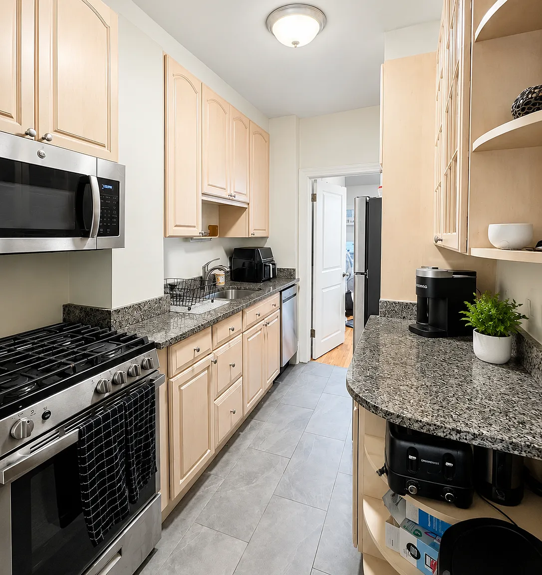 2 bed, 892 sqft, $4,000 — Photo 4