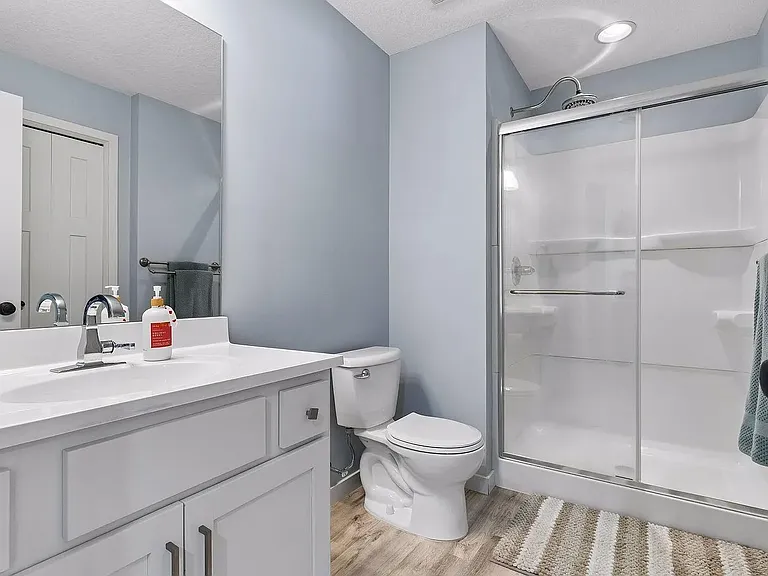 203 Clay St — Photo 2