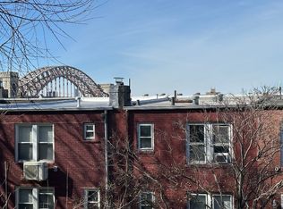 21-38 Crescent St #C, Astoria, NY 11105