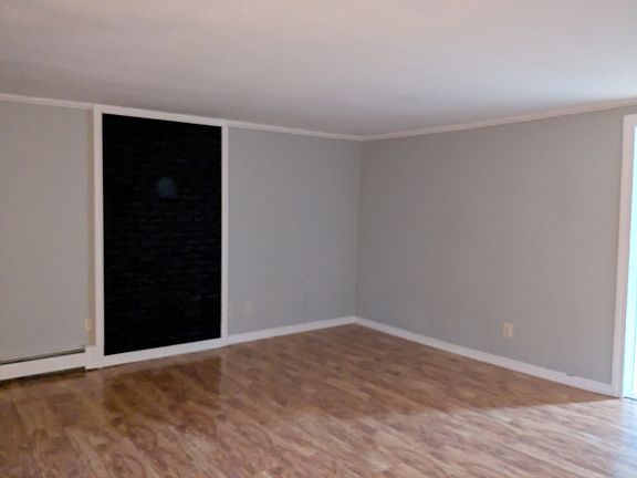 5th image of 202 Webster St #1